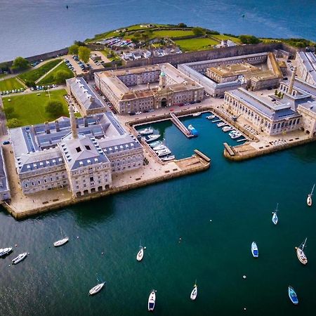 Two-Bedroom Apartment At Royal William Yard, بلايموث المظهر الخارجي الصورة